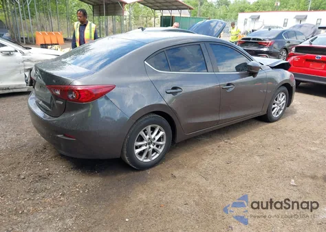 2018 Mazda Mazda3 Sport из США, поврежденный, VIN 3MZBN1U72JM173912